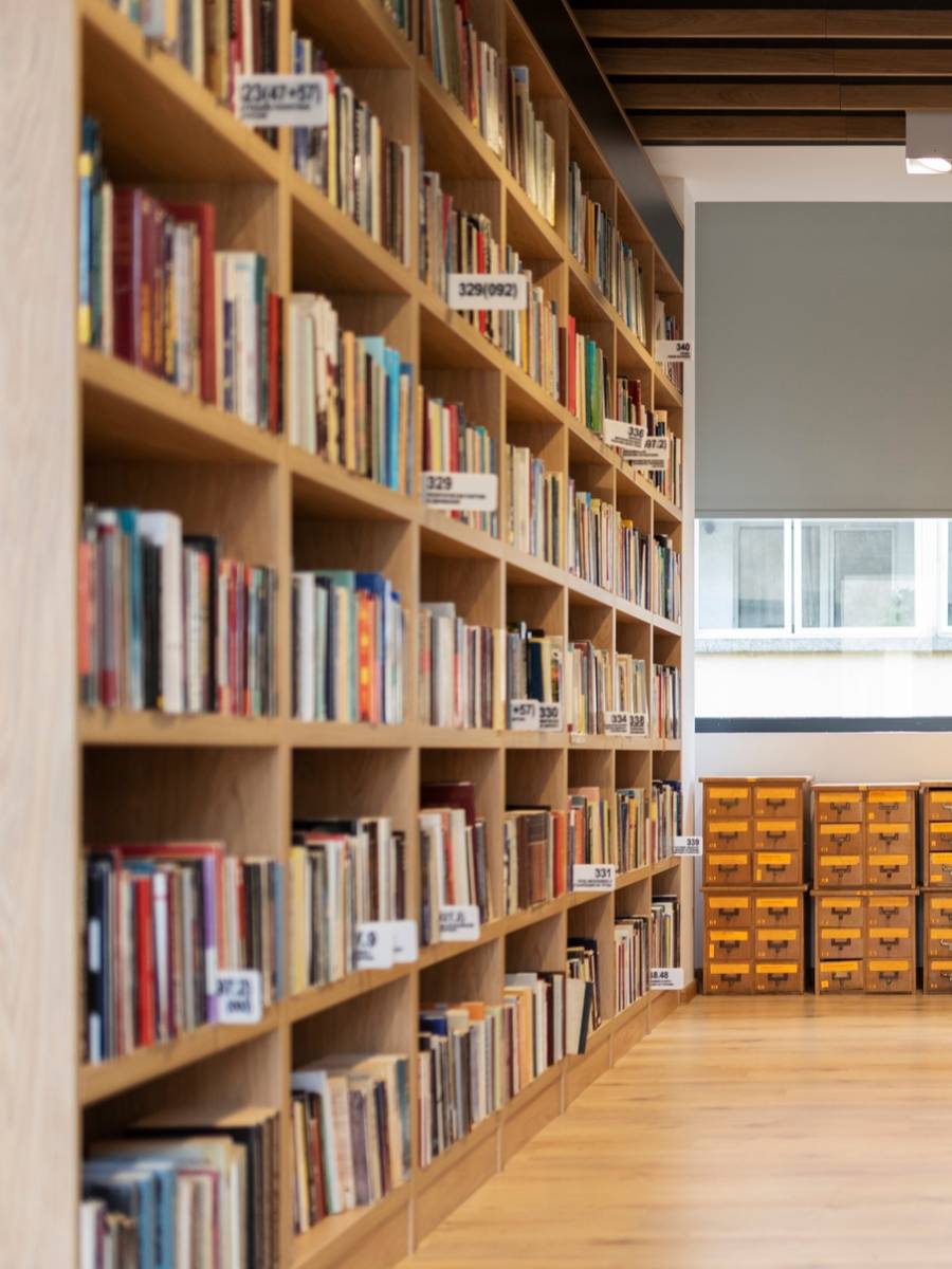 Arizona’s Premier Library Cabinetry